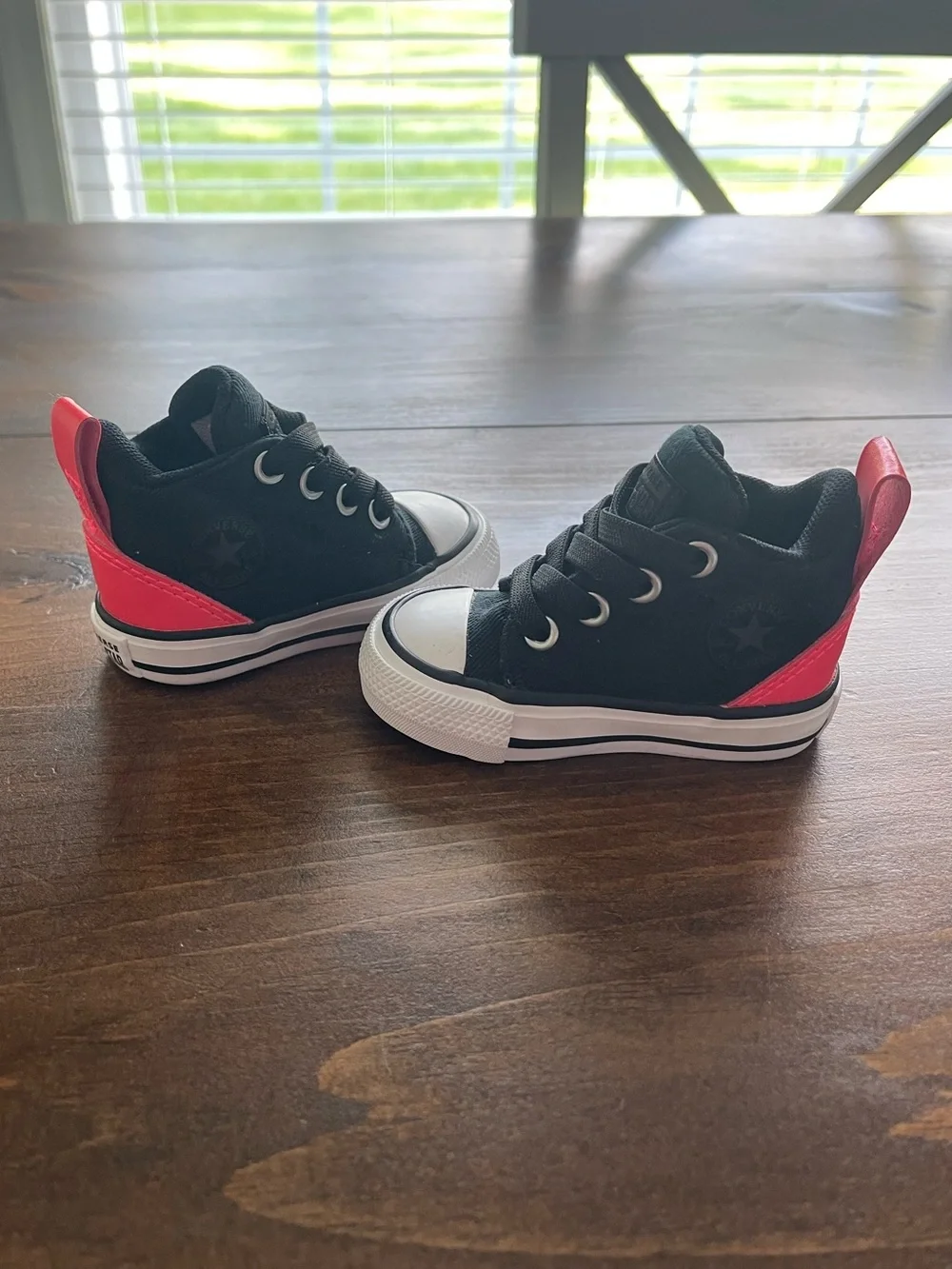 Converse Toddler Mid Black/Punch